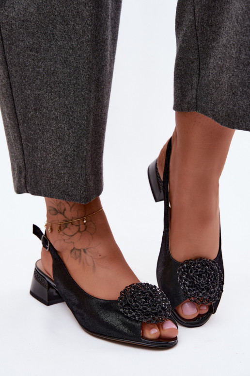 Sieviešu basenes Sieviešu Klockā ar ornamentiem D&A CR61-3030 melnas krāsas