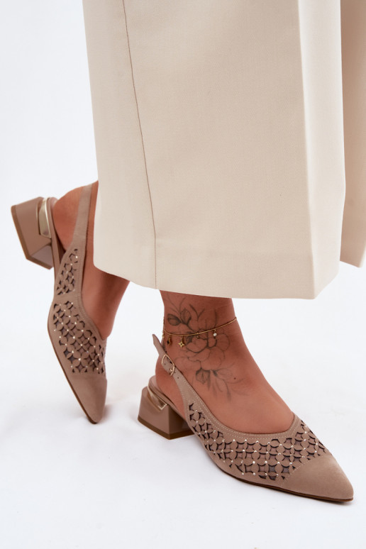 Āda Zamšādas basenes Ažūrs ar tīkliņu Klockā D&A CR61-3004 smilšu krāsas