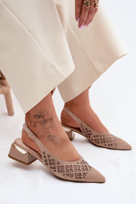 Āda Zamšādas basenes Ažūrs ar tīkliņu Klockā D&A CR61-3004 smilšu krāsas