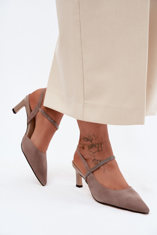 Āda Eleganti augstpapēžu kurpes Ze Zdobionym Svītrasem D&A CR61-3048 smilšu krāsas