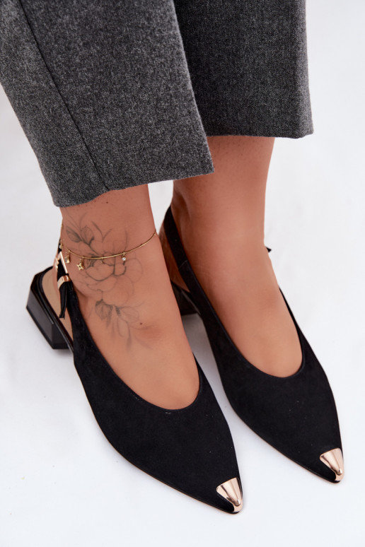 Āda Zamšādas basenes Uz Zema Papēža D&A CR61-3050 melnas krāsas