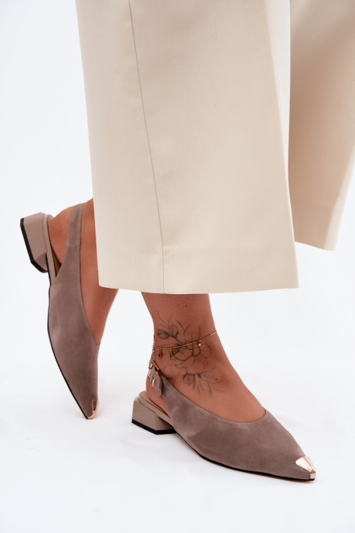 Āda Zamšādas basenes Uz Zema Papēža D&A CR61-3050 smilšu krāsas