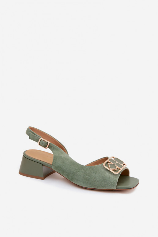 Elegantas sandales ar papēžiem no zaļas mākslīgās zamšādas