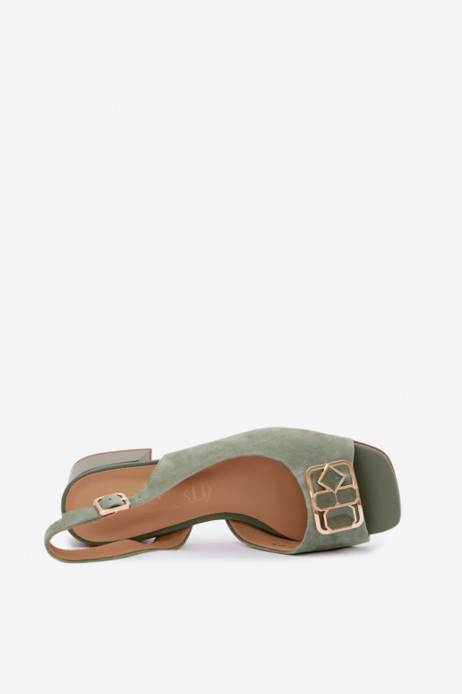 Elegantas sandales ar papēžiem no zaļas mākslīgās zamšādas