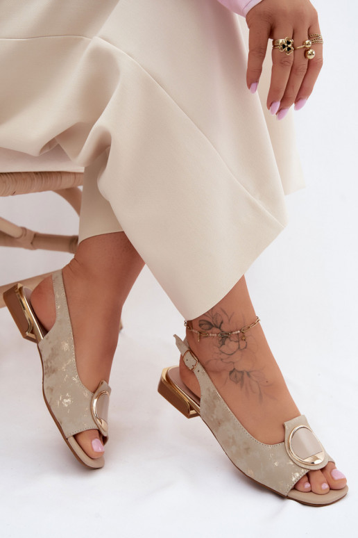 Sieviešu basenes ar platiem papēžiem ar ornamentiem Zelta krāsas Glima