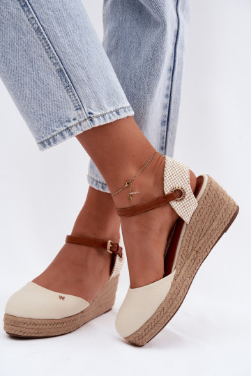 Smilšu krāsas espadrilles ar platformu