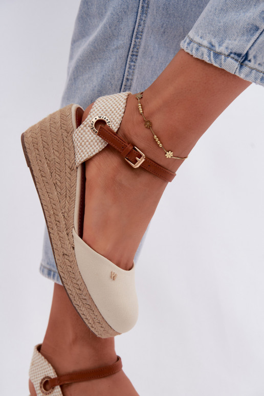 Smilšu krāsas espadrilles ar platformu