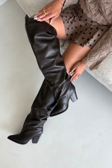 Sieviešu garie zābaki ar papēžiem ievelkama modeļa no šokolādes mākslīgās ādas Anica 2