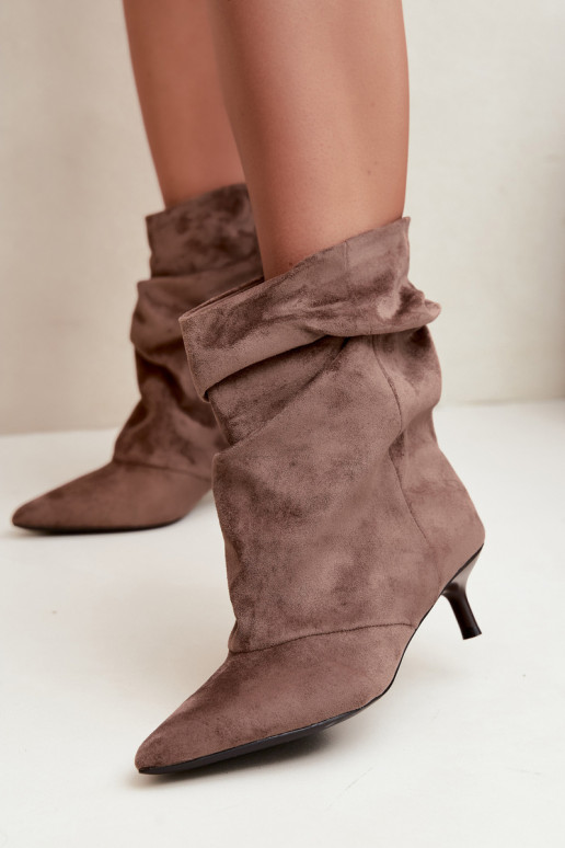 slouchy tipa zābaki ar papēžiem khaki krāsā Farren
