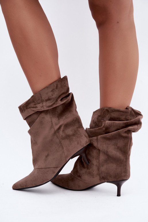 slouchy tipa zābaki ar papēžiem khaki krāsā Farren