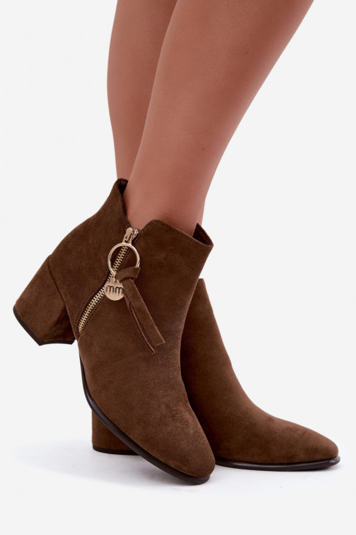 Imara haki zābaki ar papēžiem