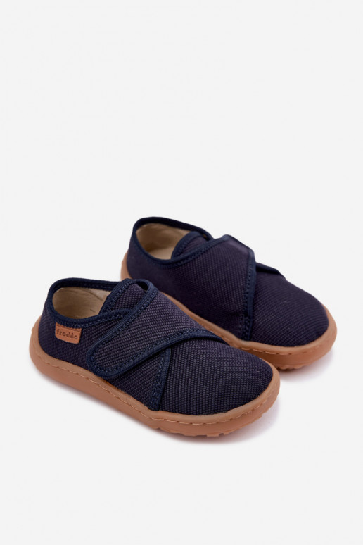 Bērnu čības zēniem ar lipīgām aizdares Barefoot Froddo G1700438 tumši zilā krāsā