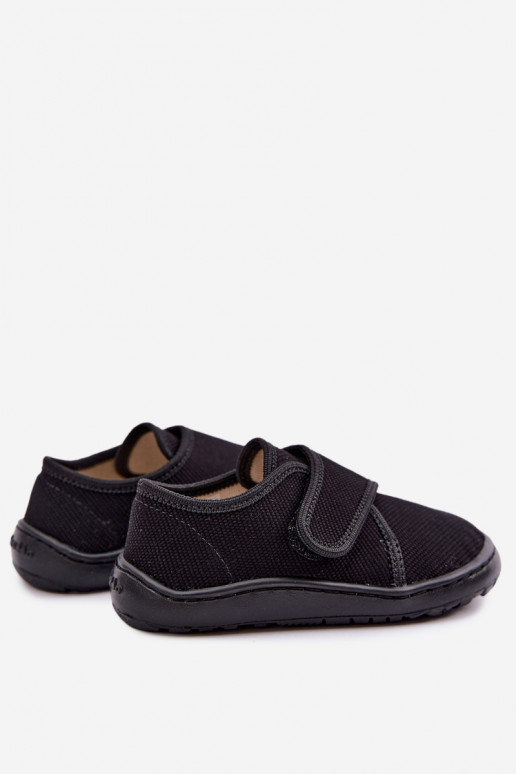 Bērnu čības zēniem ar lipīgām aizdares Barefoot Froddo G1700438-15 melnā krāsā