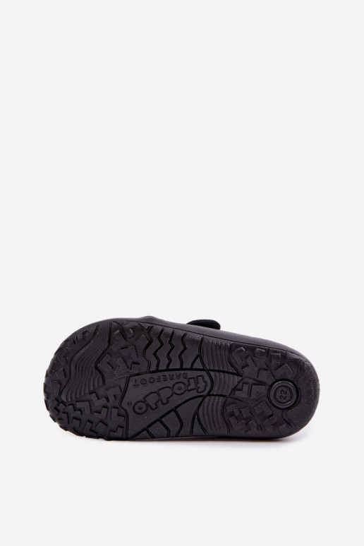 Bērnu čības zēniem ar lipīgām aizdares Barefoot Froddo G1700438-15 melnā krāsā
