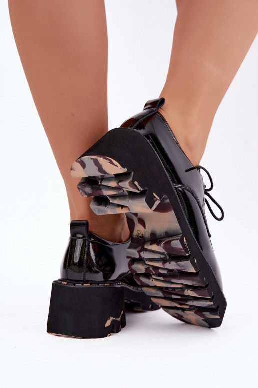 Lakuotas ādas sieviešu mokasīni Klocke Artiker 59C0279 melni