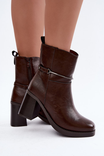Ādas sieviešu potītes zābaki siltināti ar papēžiem un dekorētiem papēžiem šokolādes krāsā Gracelle