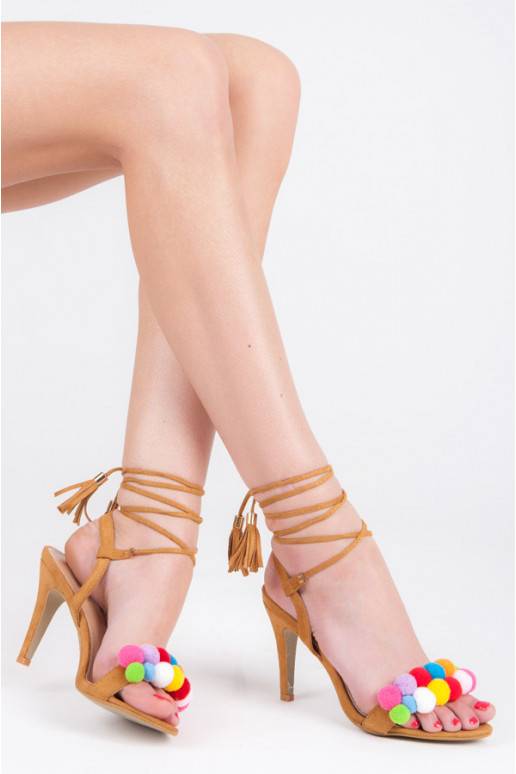 Apavi  - 3 Apavi  - 3