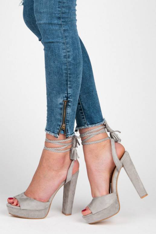Pelēki augstpapēžu sandales VICES ar boho detaļām 1233-5G