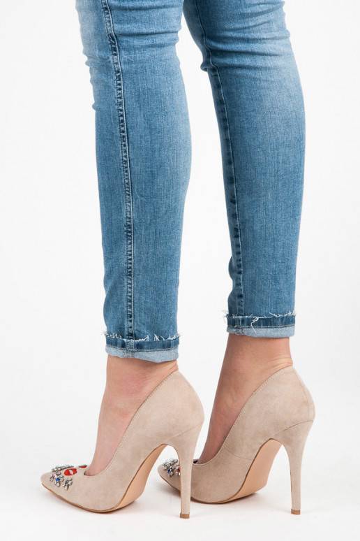 Apavi  - 3 Apavi  - 3