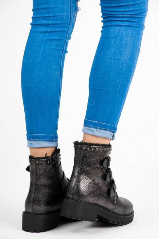 Apavi  - 3 Apavi  - 3