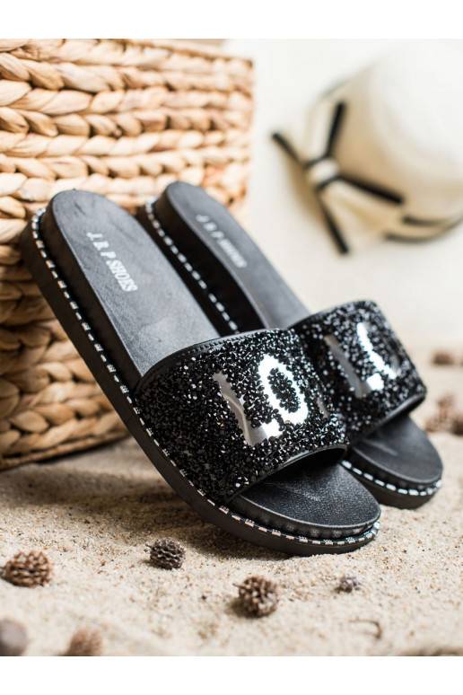 Plätud platvormiga LOVE Plätud platvormiga LOVE