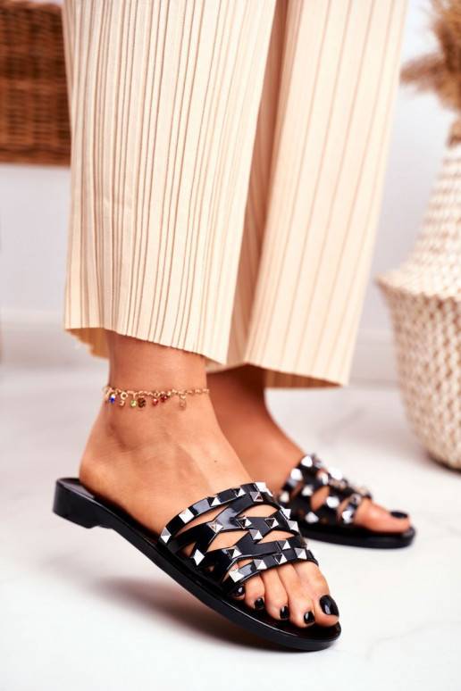 Plätud mustad kummist neetidega Patty Plätud mustad kummist neetidega Patty