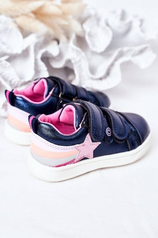 Bērnu apavi sportiska stila apavi... Bērnu apavi sportiska stila apavi...