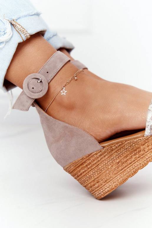 Zamšādas platformas basenes smilšu... Zamšādas platformas basenes smilšu...