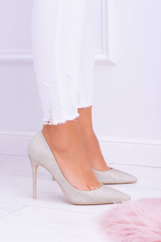 Spīdīgi zelta krāsas wysokie... Spīdīgi zelta krāsas wysokie...