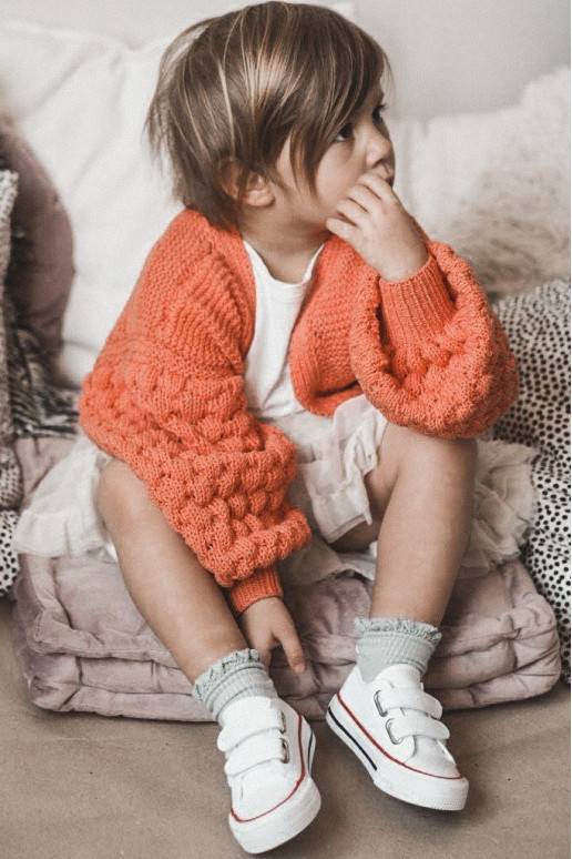 Bērnu brīvā laika apavi ar lipīgām... Bērnu brīvā laika apavi ar lipīgām...