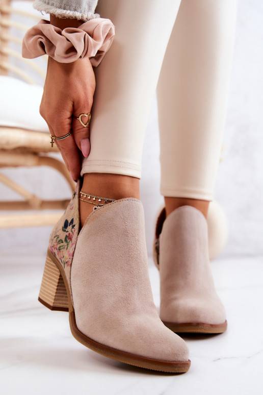 Sieviešu puszābaki ar papēdi... Sieviešu puszābaki ar papēdi...