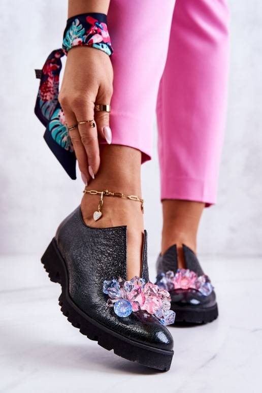 Eleganta stila apavi ar ornamentiem... Eleganta stila apavi ar ornamentiem...