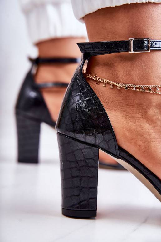 Sieviešu basenes  ar mirdzumu melnas...