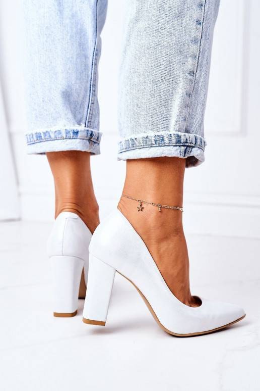 Satina auduma kurpes sudraba krāsas Satina auduma kurpes sudraba krāsas