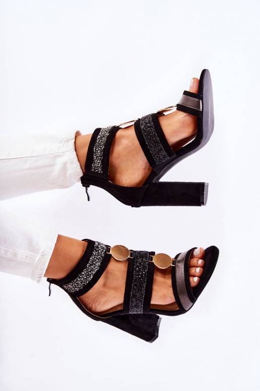 Sieviešu basenes ar papēdi melnas... Sieviešu basenes ar papēdi melnas...