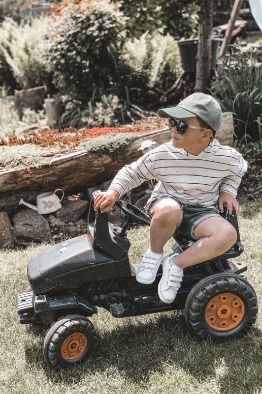 Bērnu apavi Sporta apavi ar lipīgām... Bērnu apavi Sporta apavi ar lipīgām...