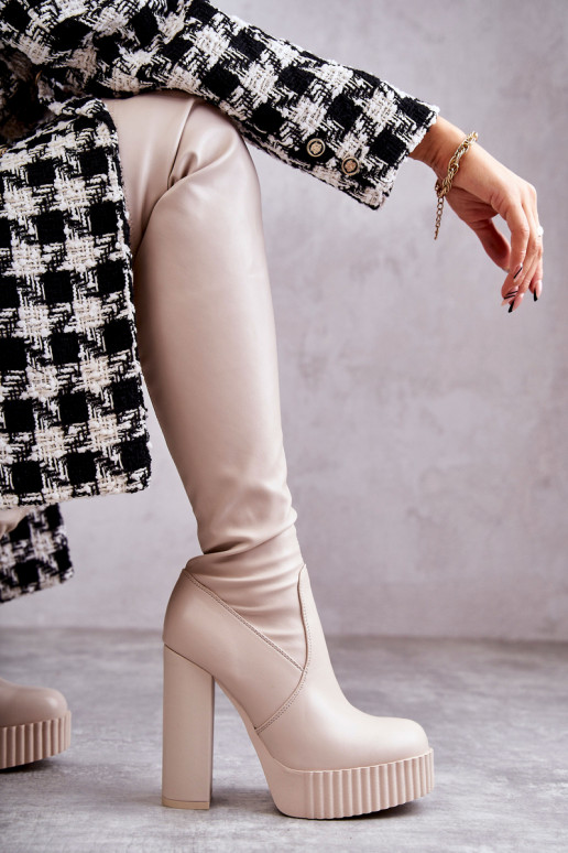 garie zābaki ar platformu smilšu... garie zābaki ar platformu smilšu...