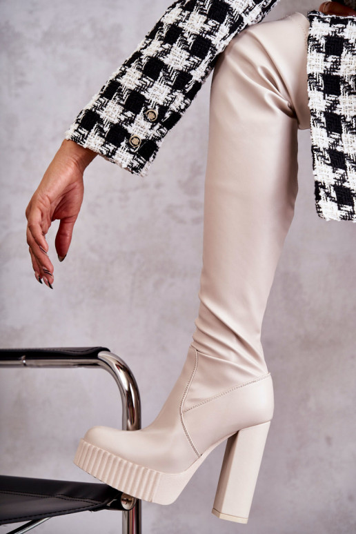 garie zābaki ar platformu smilšu... garie zābaki ar platformu smilšu...