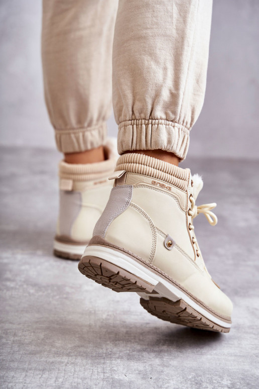 Sieviešu puszābaki apavi smilšu... Sieviešu puszābaki apavi smilšu...