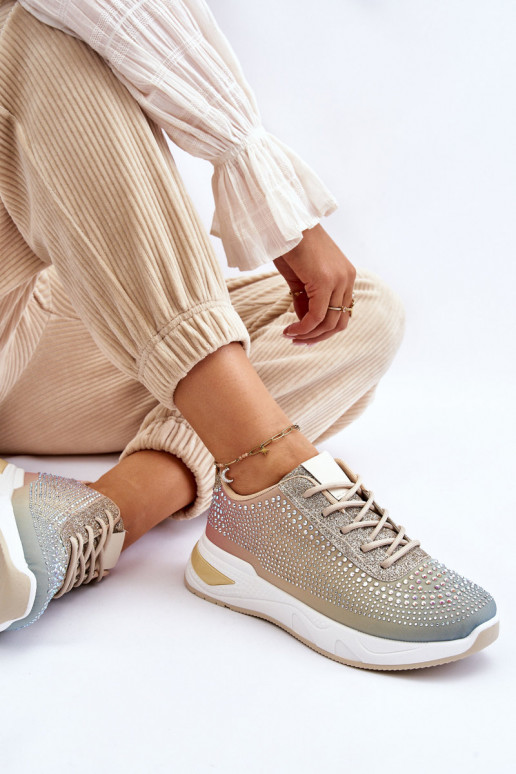 Sneakers modeļa apavi ar mirdzošiem...