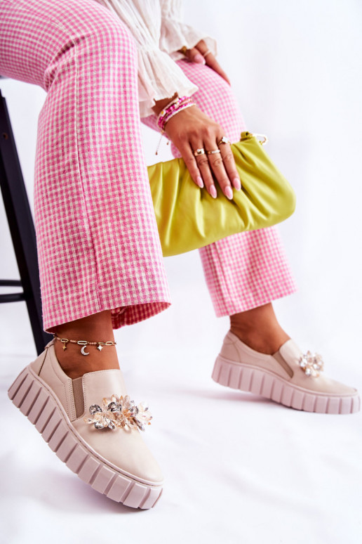 Stilīgi sporta apavi no dabīgas ādas...