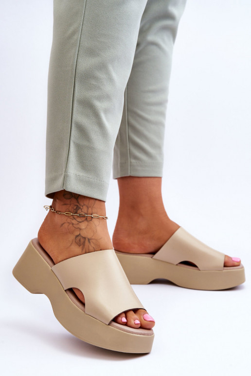 Čības ar platformu smilšu krāsas Lucami Čības ar platformu smilšu krāsas Lucami