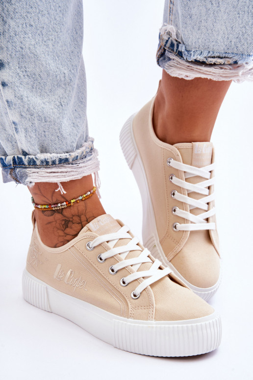 Ērtas brīvā laika kurpes ar platformu... Ērtas brīvā laika kurpes ar platformu...