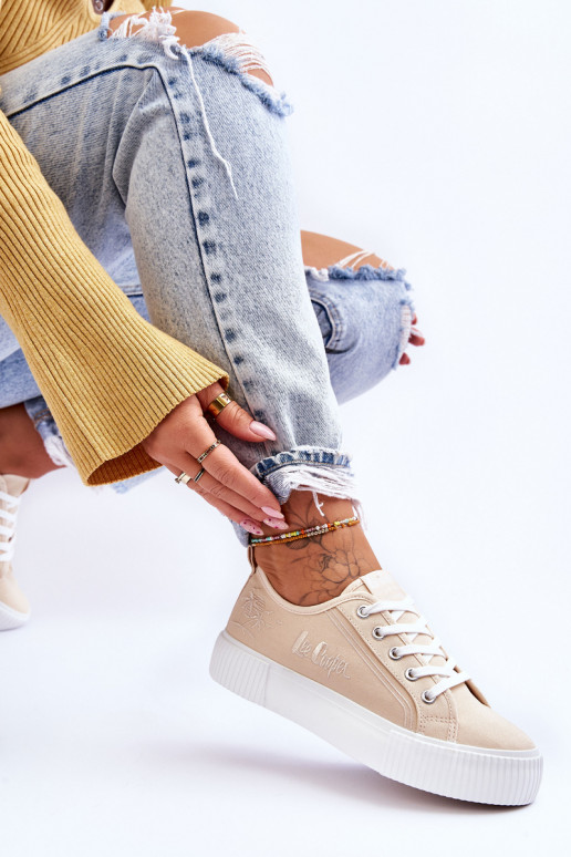 Ērtas brīvā laika kurpes ar platformu... Ērtas brīvā laika kurpes ar platformu...