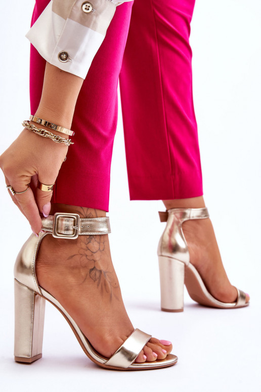 Sandales ar papēdi Zelta krāsas Georgina Sandales ar papēdi Zelta krāsas Georgina