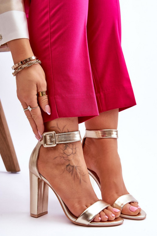 Sandales ar papēdi Zelta krāsas Georgina Sandales ar papēdi Zelta krāsas Georgina