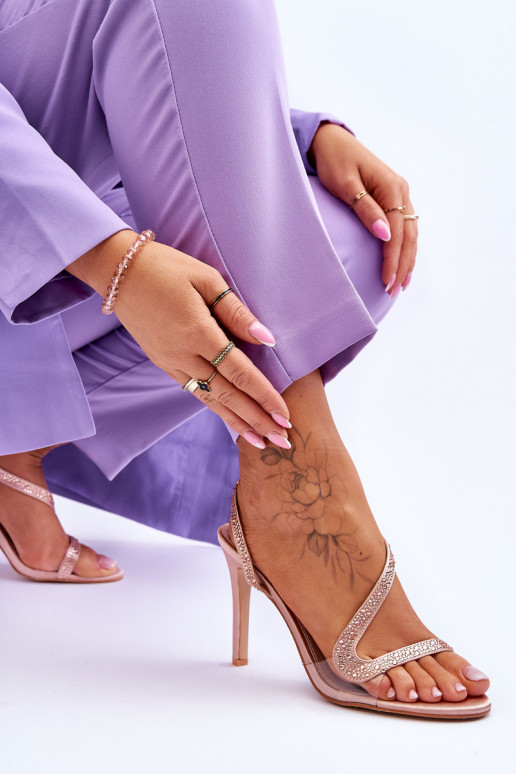 Eleganta stila  sandales ar papēdi... Eleganta stila  sandales ar papēdi...