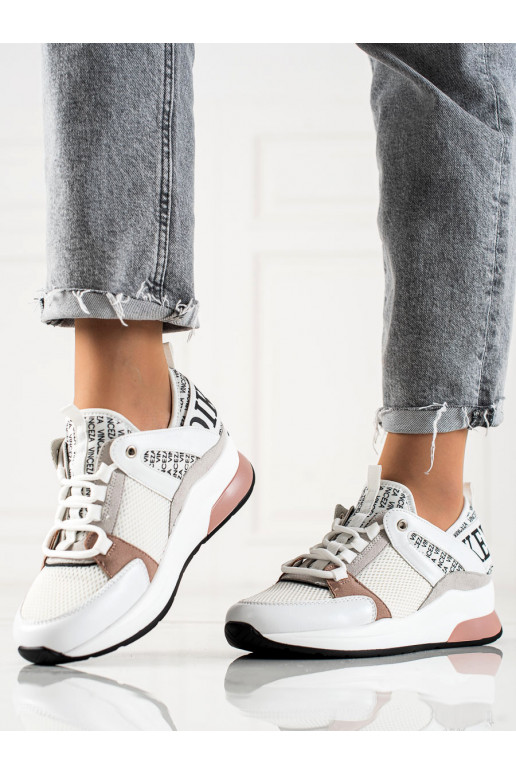 Stilīgasrnas brīvā laika apavi...