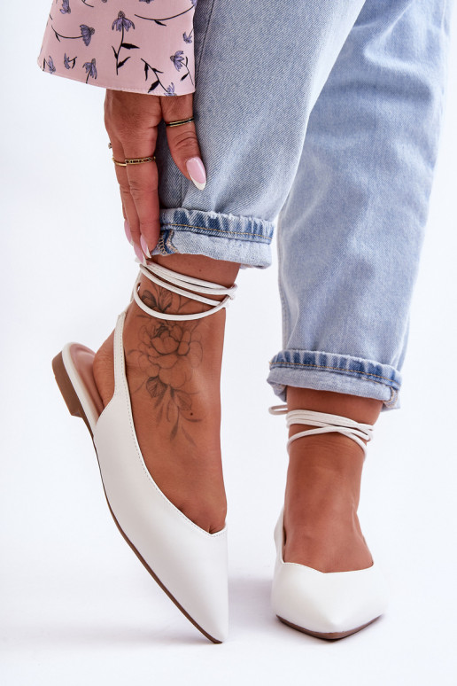 balerīnas ar bantītēm baltas krāsas...