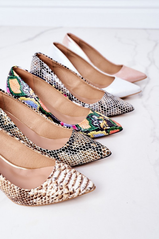 Kurpes   Shoes  Zelta krāsas Kurpes   Shoes  Zelta krāsas